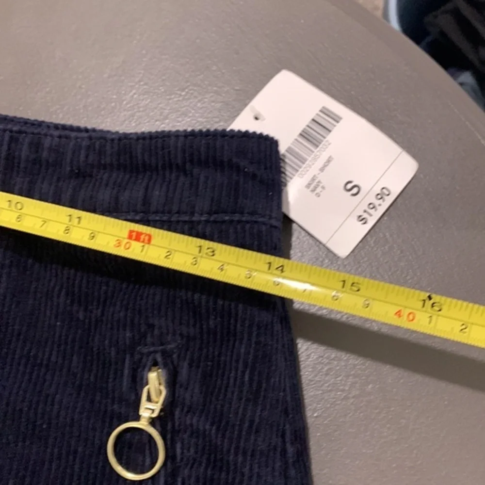 NWT Forever 21 Corduroy Blue Mink Skirt two pockets gold zip rings size small‎